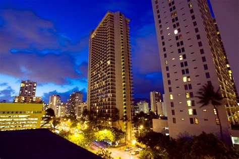 Meet Japanese Girls in Honolulu, Hawaii, United States